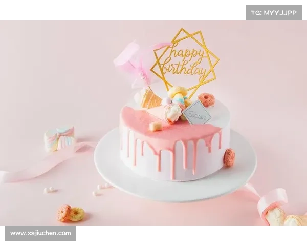 窗前温馨时光与梦幻蛋糕屋的甜蜜奇遇